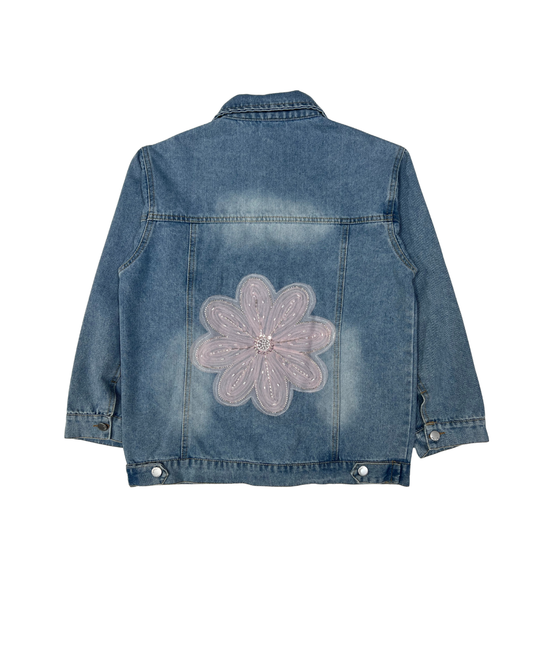 Chaqueta denim con flor bordada 🌸✨